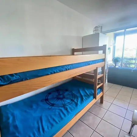 Résidence Les Jardins Du Port - Superbe T2 En Rez De Jardin Dans Résidence Avec Piscine Mae-7031 Appartement