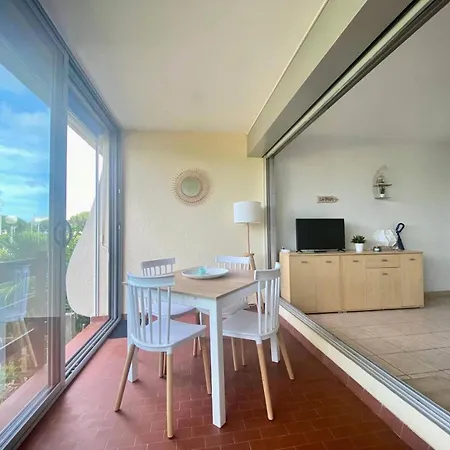 Résidence Les Jardins Du Port - Superbe T2 En Rez De Jardin Dans Résidence Avec Piscine Mae-7031 *